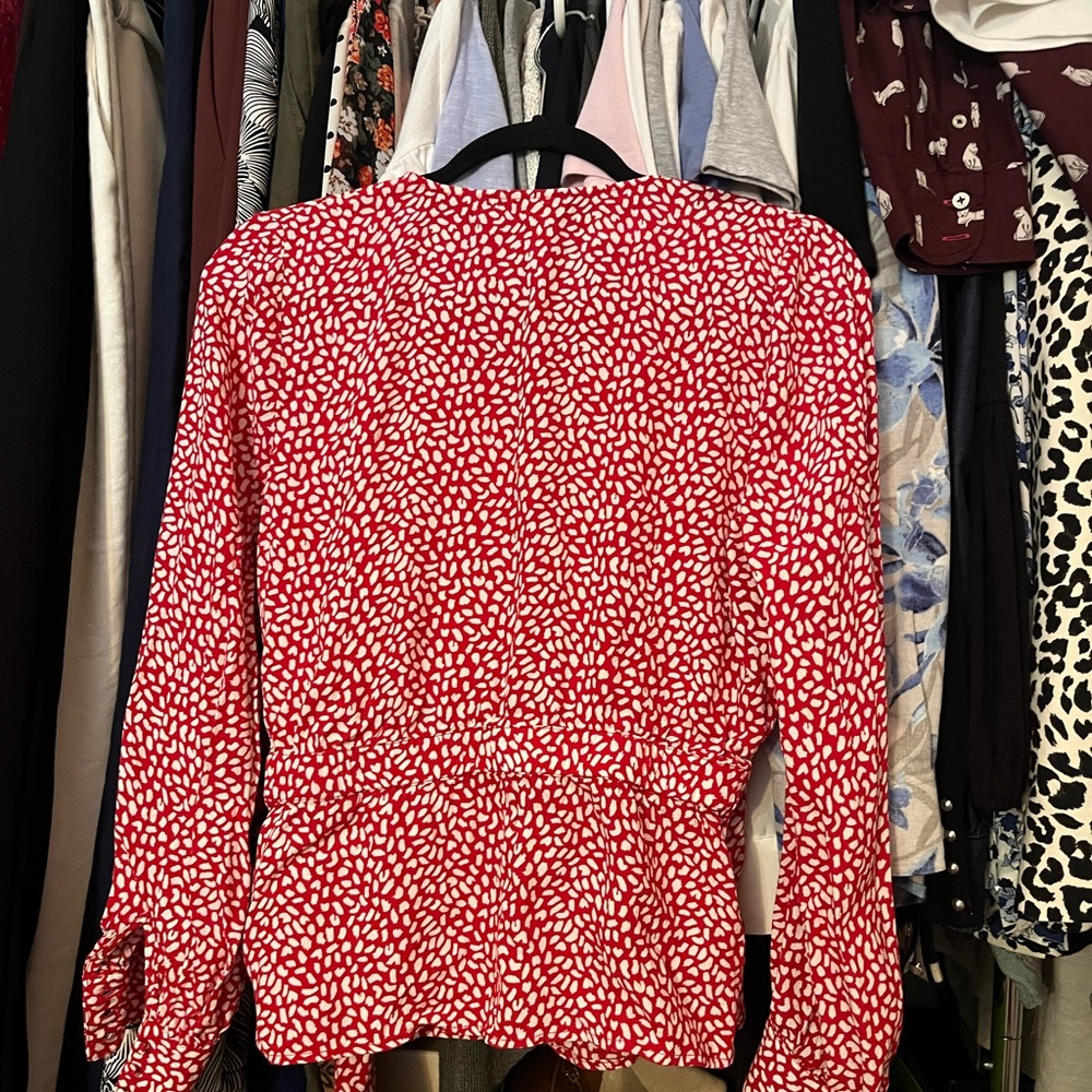 Nwot Talbots *Wrap* Top With Button Closer - image 7